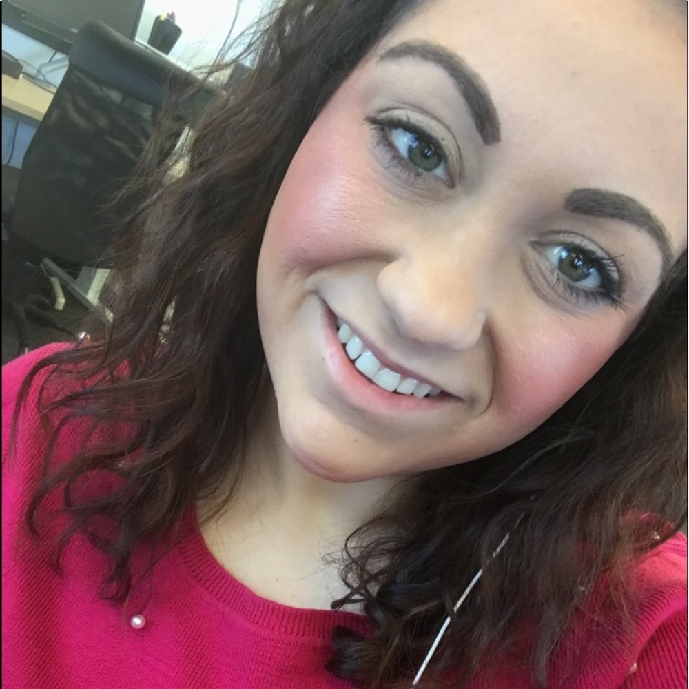 Meet your Posher, Jacqueline